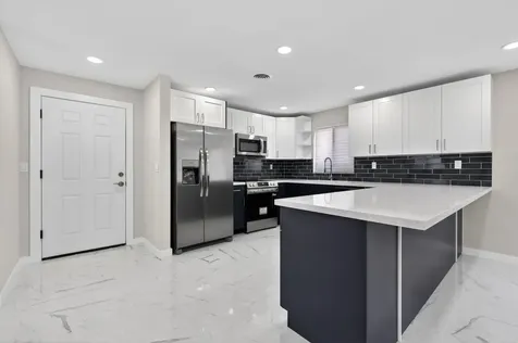 9361 SE Duncan Street Hobe Sound FL 33455