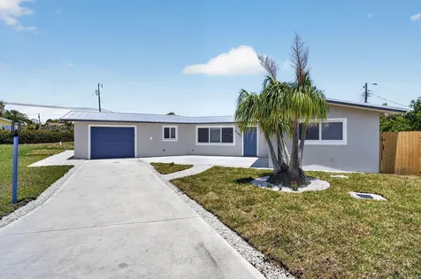 9361 SE Duncan Street Hobe Sound FL 33455