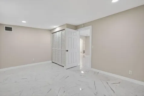 9361 SE Duncan Street Hobe Sound FL 33455