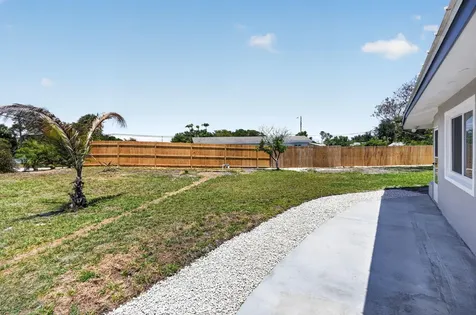 9361 SE Duncan Street Hobe Sound FL 33455