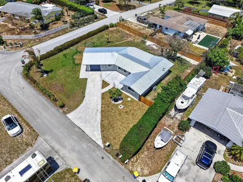 9361 SE Duncan Street Hobe Sound FL 33455