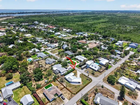 9361 SE Duncan Street Hobe Sound FL 33455