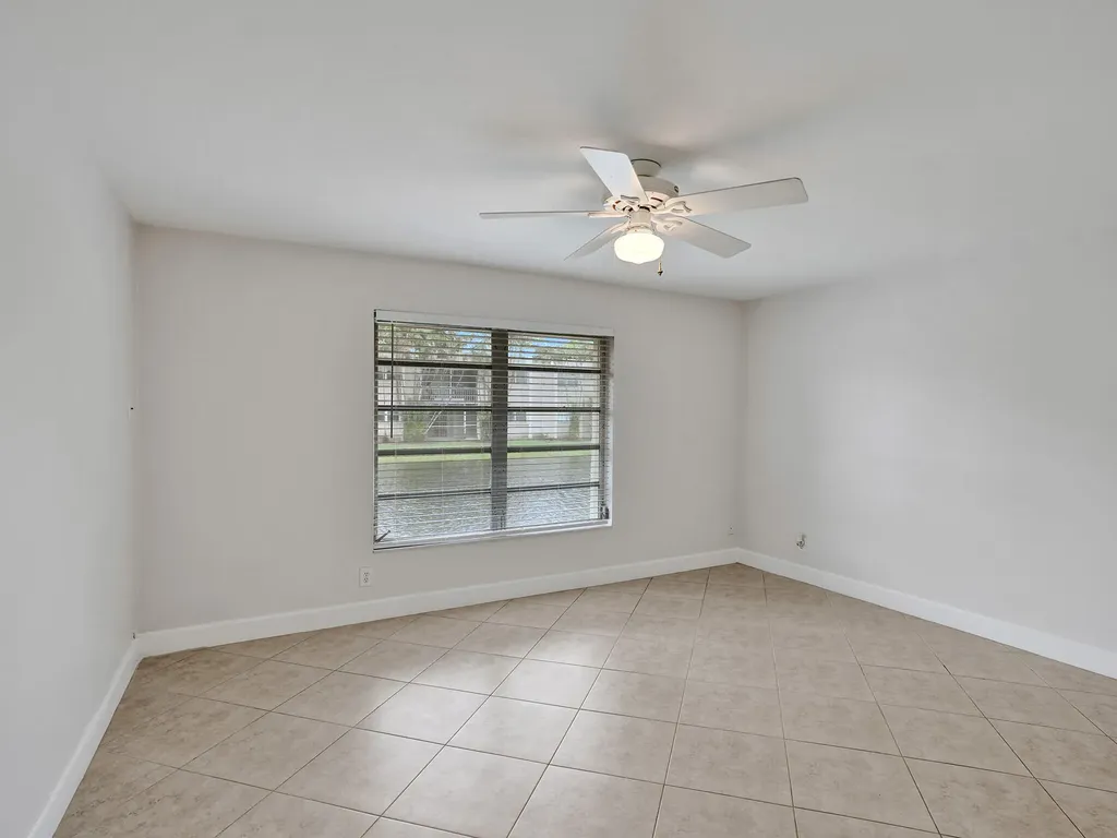 3747 E Valley Green Drive Davie FL 33328