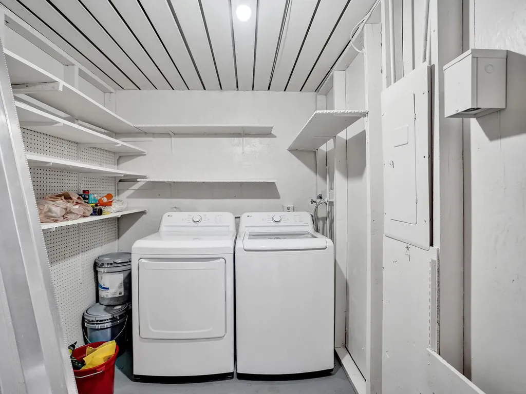3747 E Valley Green Drive Davie FL 33328