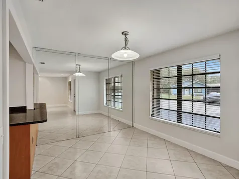 3747 E Valley Green Drive Davie FL 33328