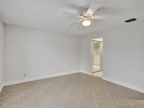 3747 E Valley Green Drive Davie FL 33328