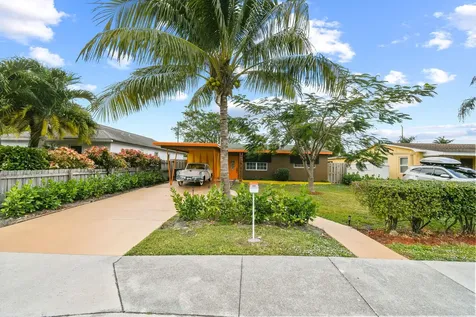 943 Charles Street West Palm Beach FL 33401