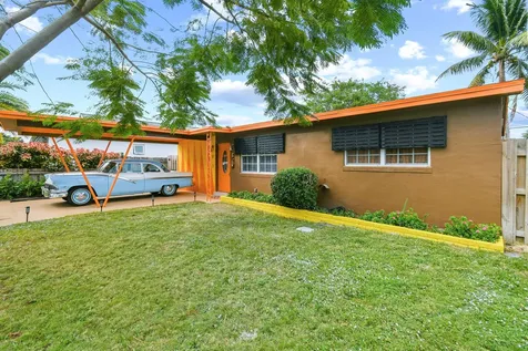 943 Charles Street West Palm Beach FL 33401
