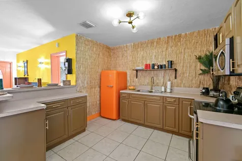 943 Charles Street West Palm Beach FL 33401