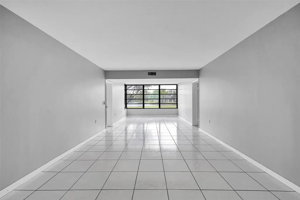1713 Whitehall Drive Davie FL 33324