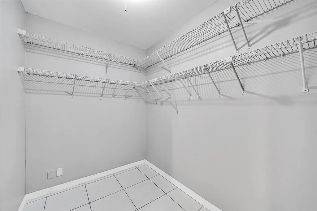 1713 Whitehall Drive Davie FL 33324