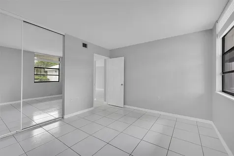 1713 Whitehall Drive Davie FL 33324