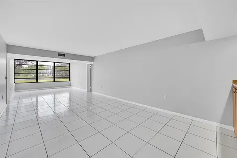 1713 Whitehall Drive Davie FL 33324
