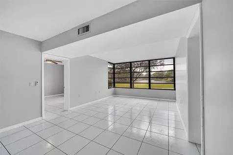 1713 Whitehall Drive Davie FL 33324