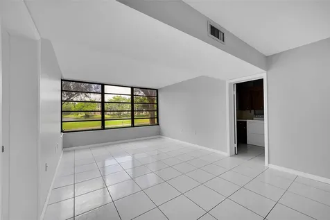 1713 Whitehall Drive Davie FL 33324