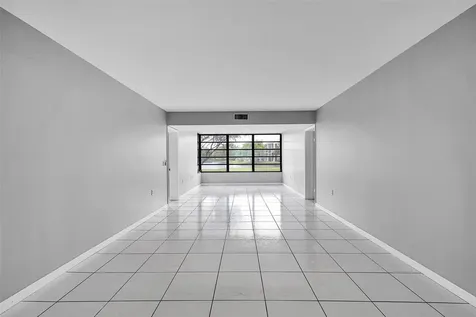 1713 Whitehall Drive Davie FL 33324
