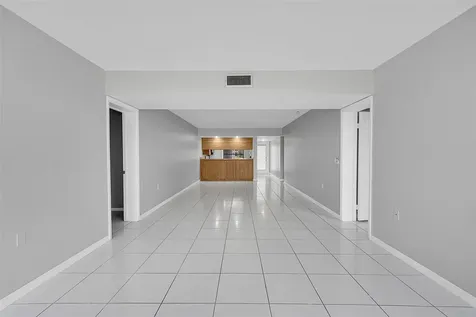 1713 Whitehall Drive Davie FL 33324