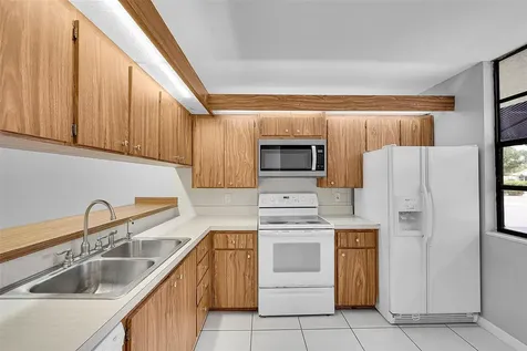 1713 Whitehall Drive Davie FL 33324