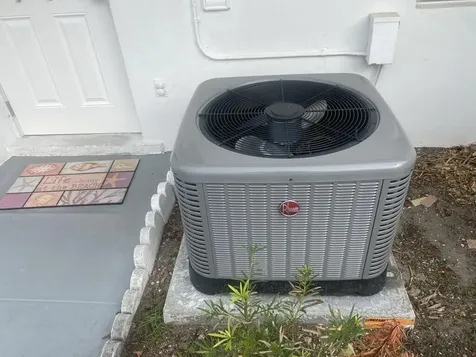 61 East Court Royal Palm Beach FL 33411