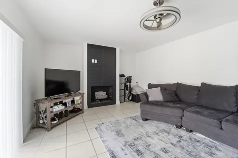 317 3rd Court Palm Beach Gardens FL 33410