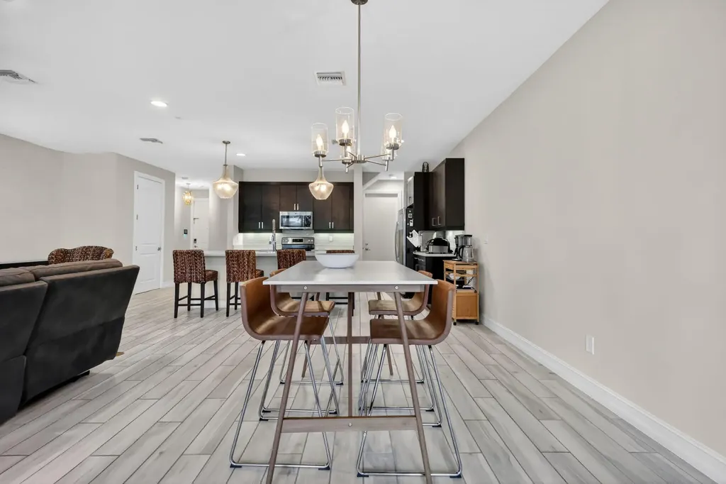 11945 Park Central Royal Palm Beach FL 33411