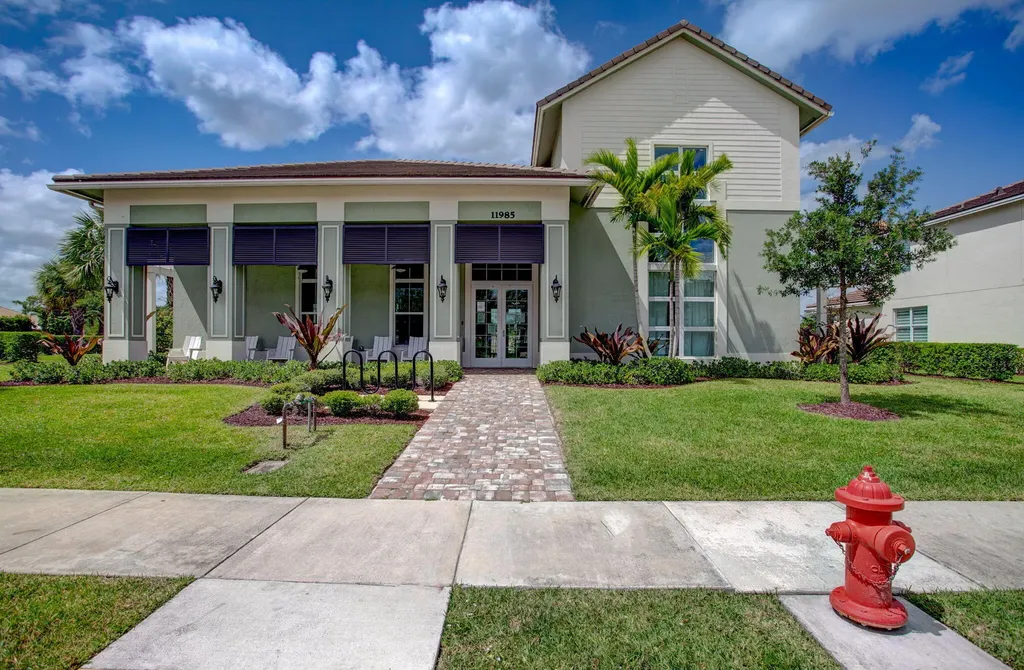 11945 Park Central Royal Palm Beach FL 33411