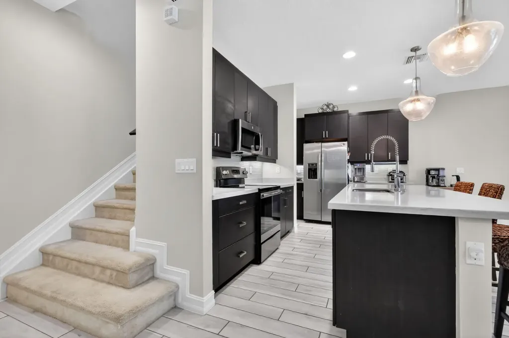 11945 Park Central Royal Palm Beach FL 33411