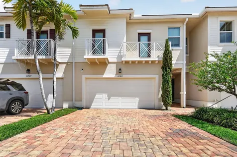 11945 Park Central Royal Palm Beach FL 33411