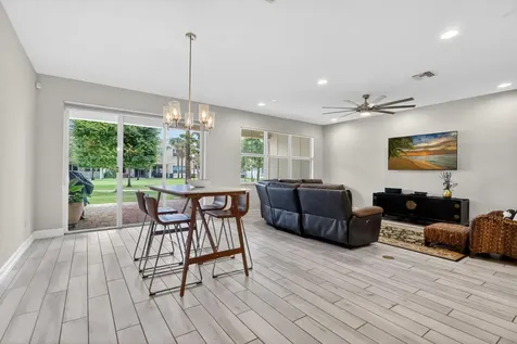 11945 Park Central Royal Palm Beach FL 33411