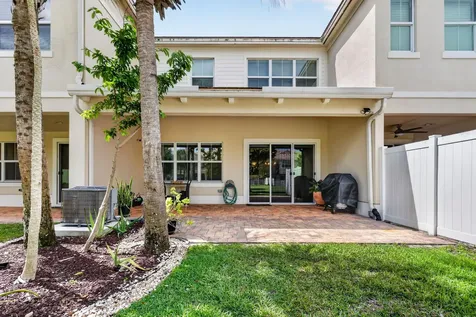 11945 Park Central Royal Palm Beach FL 33411