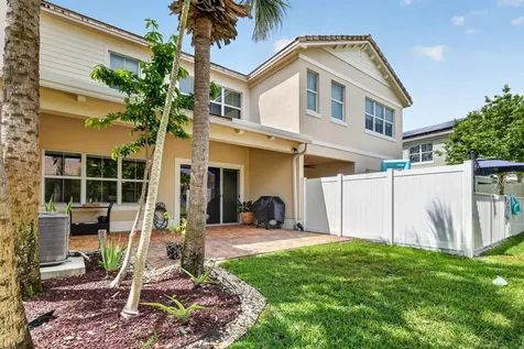 11945 Park Central Royal Palm Beach FL 33411