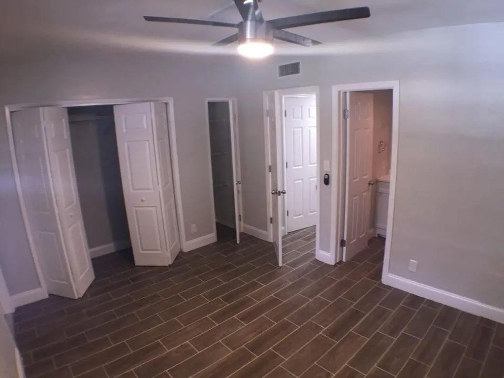660 Glouchester Street Boca Raton FL 33487