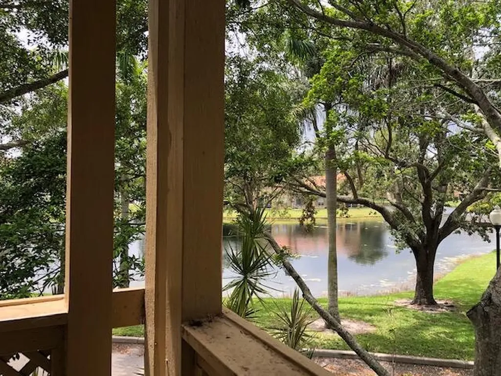 4767 Via Palm Lakes West Palm Beach FL 33417