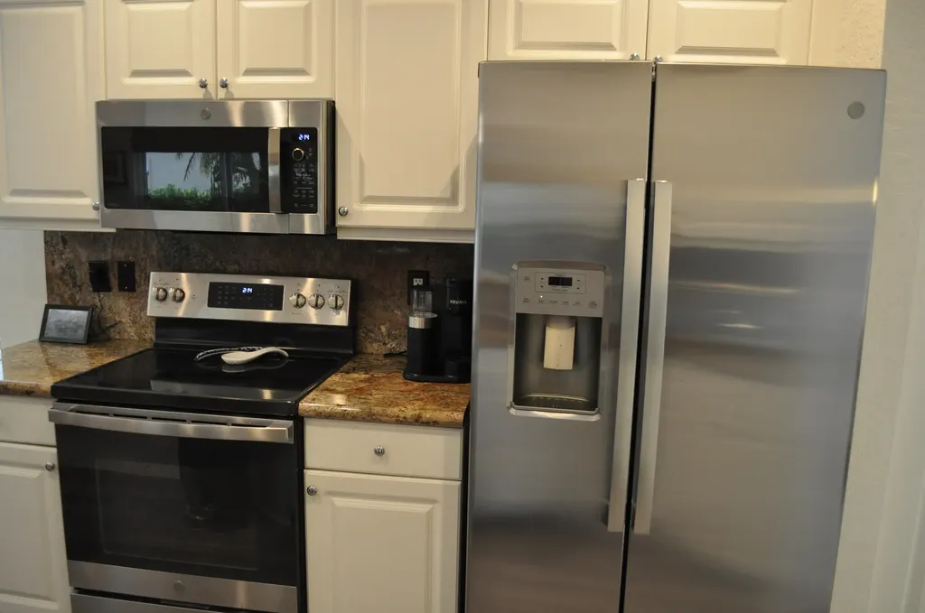10034 Diamond Lake Drive Boynton Beach FL 33437
