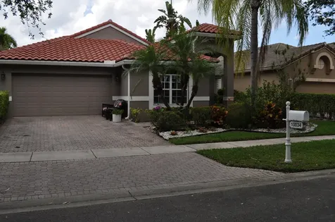10034 Diamond Lake Drive Boynton Beach FL 33437