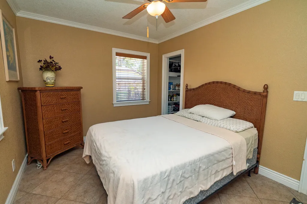 820 SW 18th Court Fort Lauderdale FL 33315