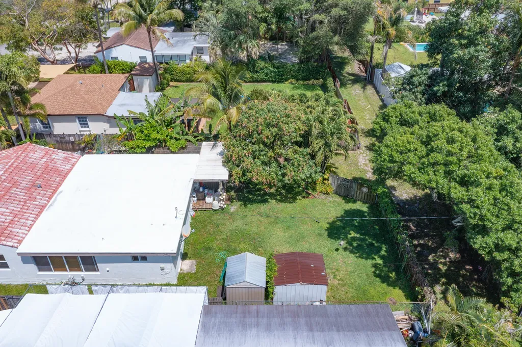 820 SW 18th Court Fort Lauderdale FL 33315