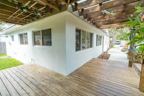 820 SW 18th Court Fort Lauderdale FL 33315