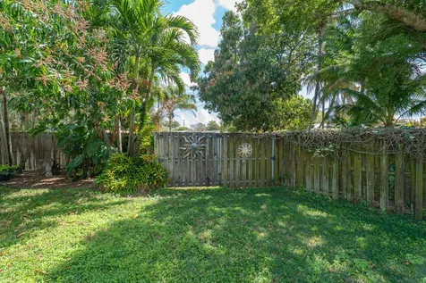 820 SW 18th Court Fort Lauderdale FL 33315
