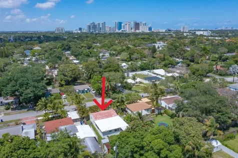 820 SW 18th Court Fort Lauderdale FL 33315
