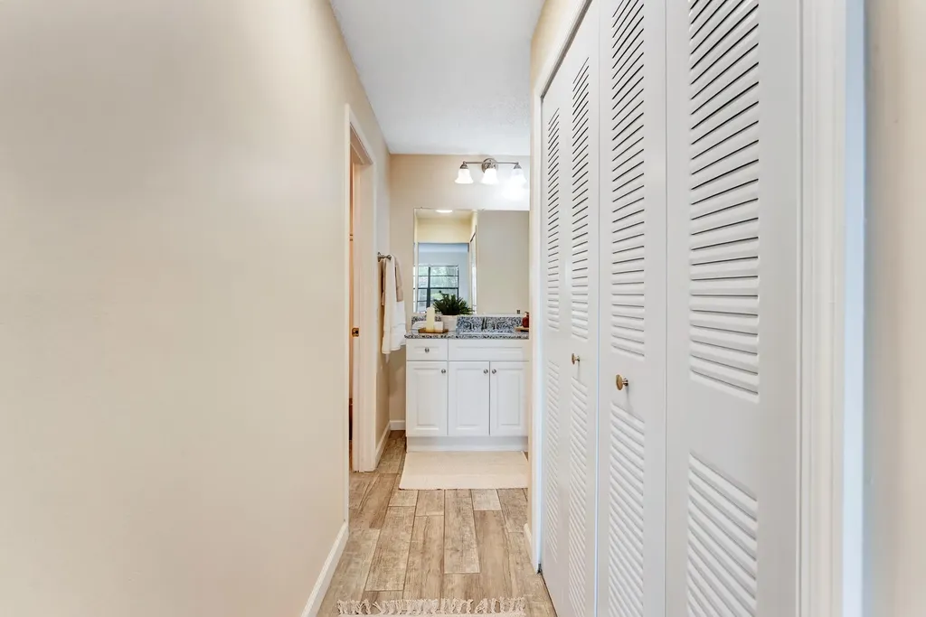 9960 Pineapple Tree Drive Boynton Beach FL 33436