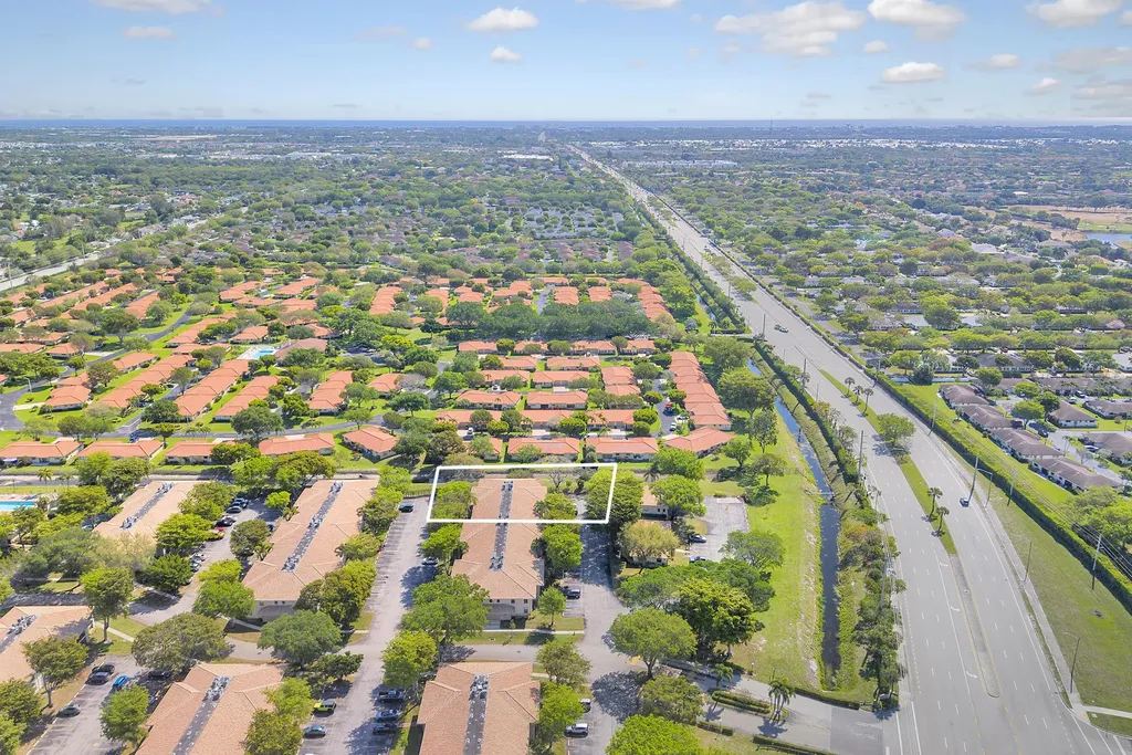 9960 Pineapple Tree Drive Boynton Beach FL 33436