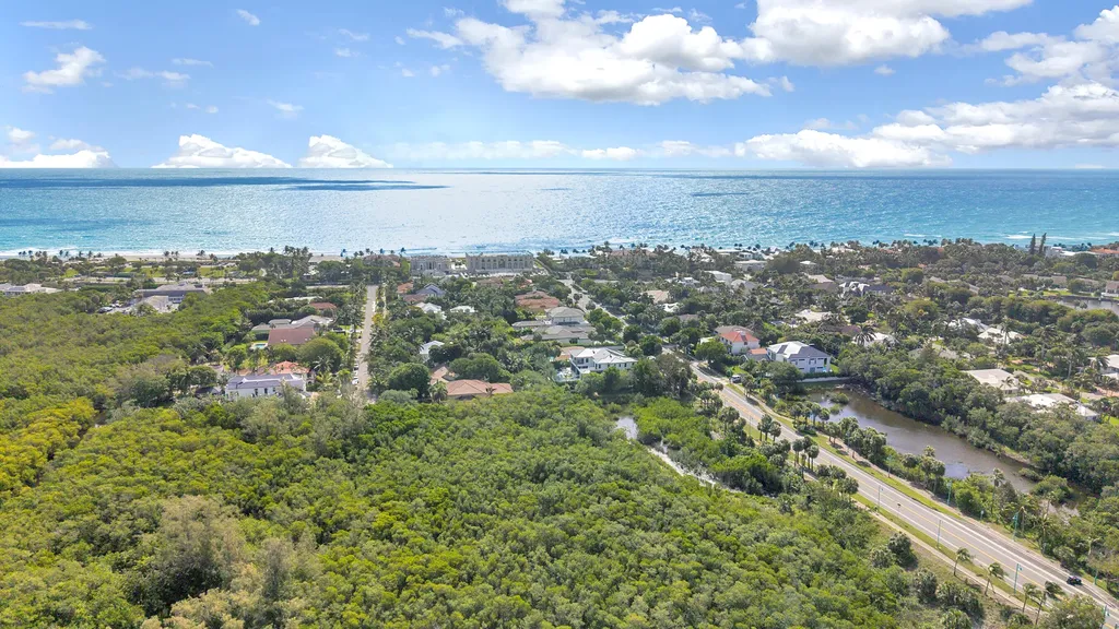 9960 Pineapple Tree Drive Boynton Beach FL 33436