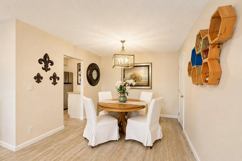 9960 Pineapple Tree Drive Boynton Beach FL 33436