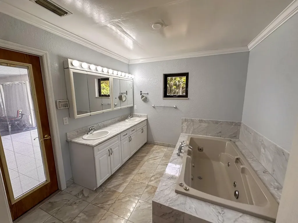 8264 Palomino Drive Lake Worth FL 33467