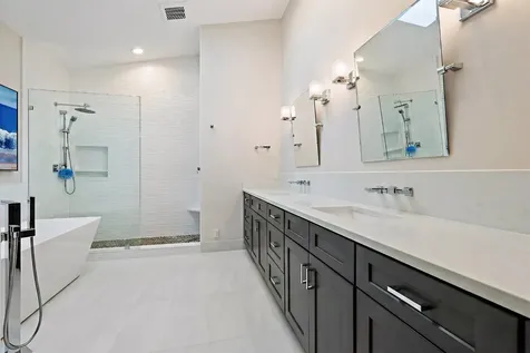 32 Grand Bay Circle Juno Beach FL 33408
