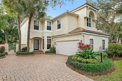32 Grand Bay Circle Juno Beach FL 33408