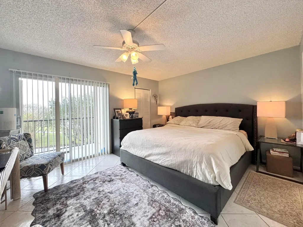 7006 Huntington Lane Delray Beach FL 33446