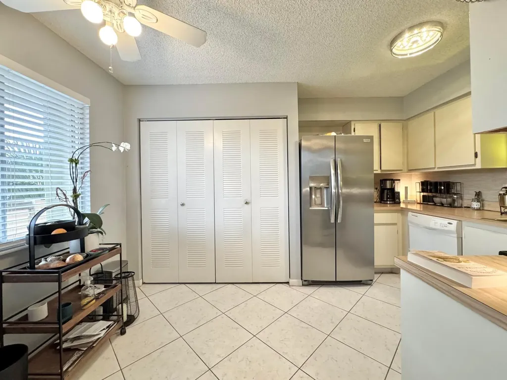 7006 Huntington Lane Delray Beach FL 33446