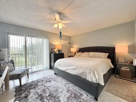 7006 Huntington Lane Delray Beach FL 33446